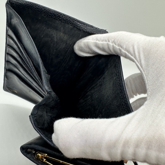 Chanel Large Pebbled leather wallet - Picture 13 of 14